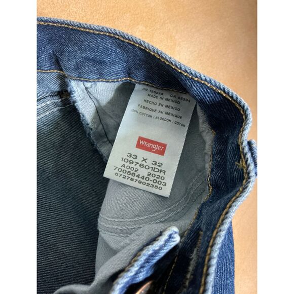 Wrangler Men's Blue Denim Jeans Size 33x32 Straight Leg Classic Fit Cotton - Picture 3 of 7